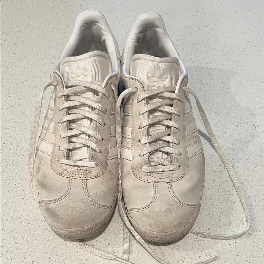 Adidas women’s Off-White gazelle Sneakers